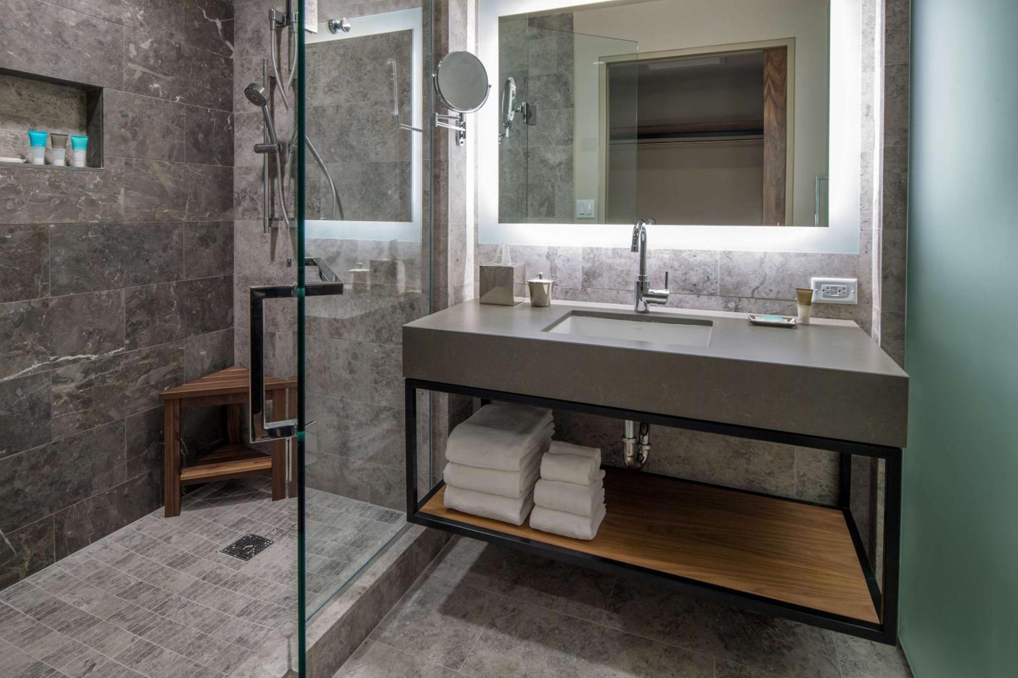 Hyatt Regency Lake Washington At Seattle'S Southport Renton Bagian luar foto