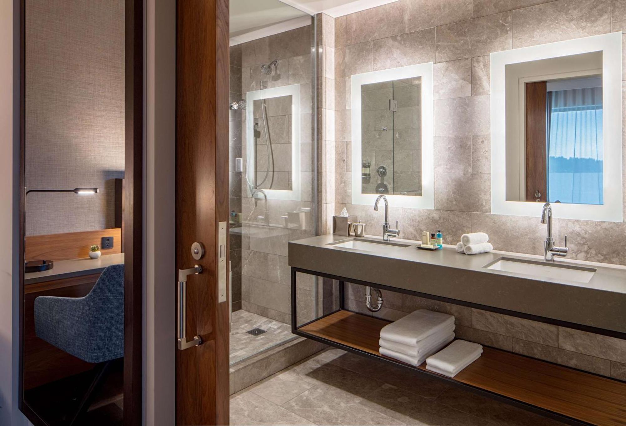 Hyatt Regency Lake Washington At Seattle'S Southport Renton Bagian luar foto